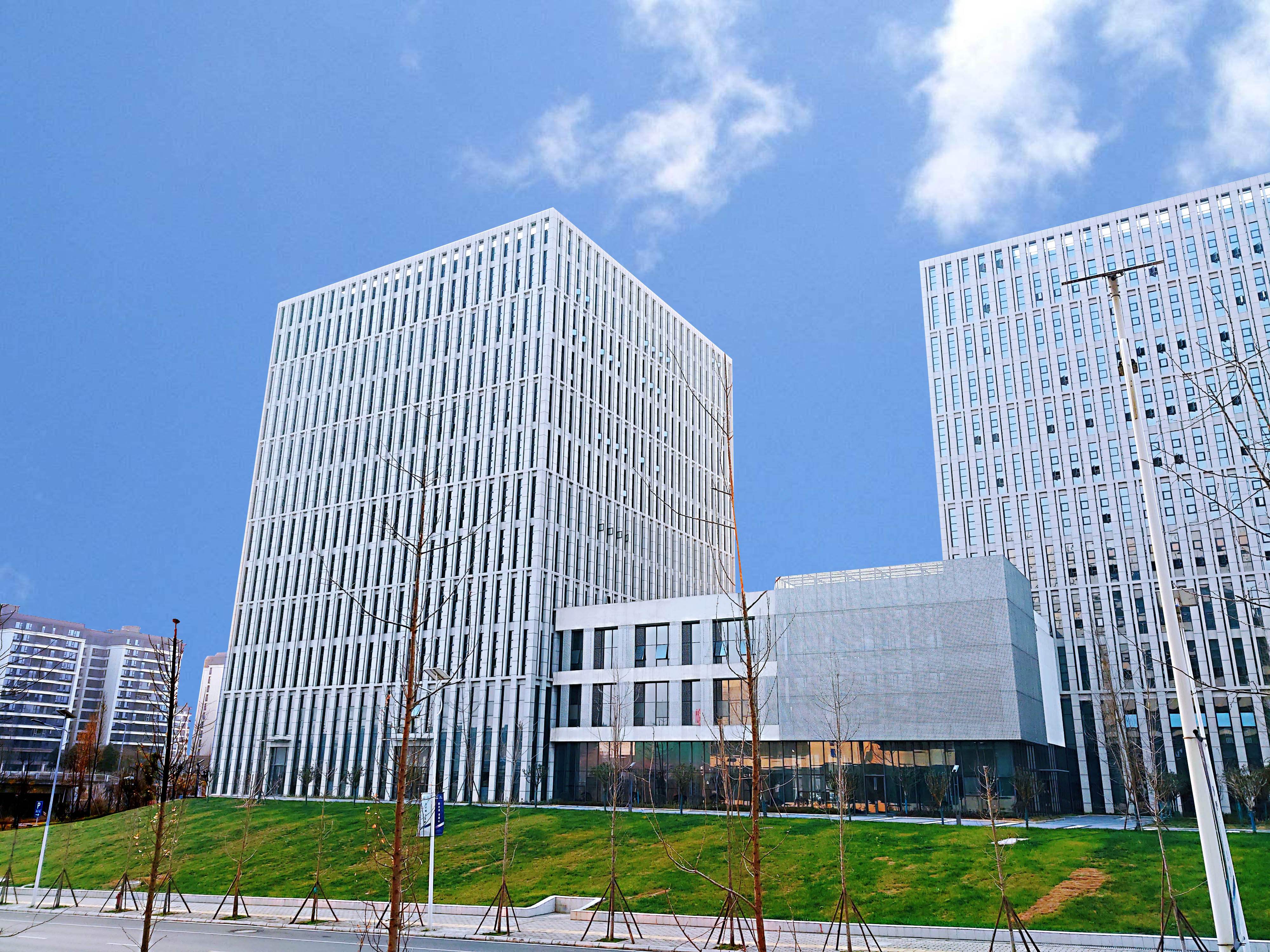 1663666462321293.jpg 1496257019.jpg